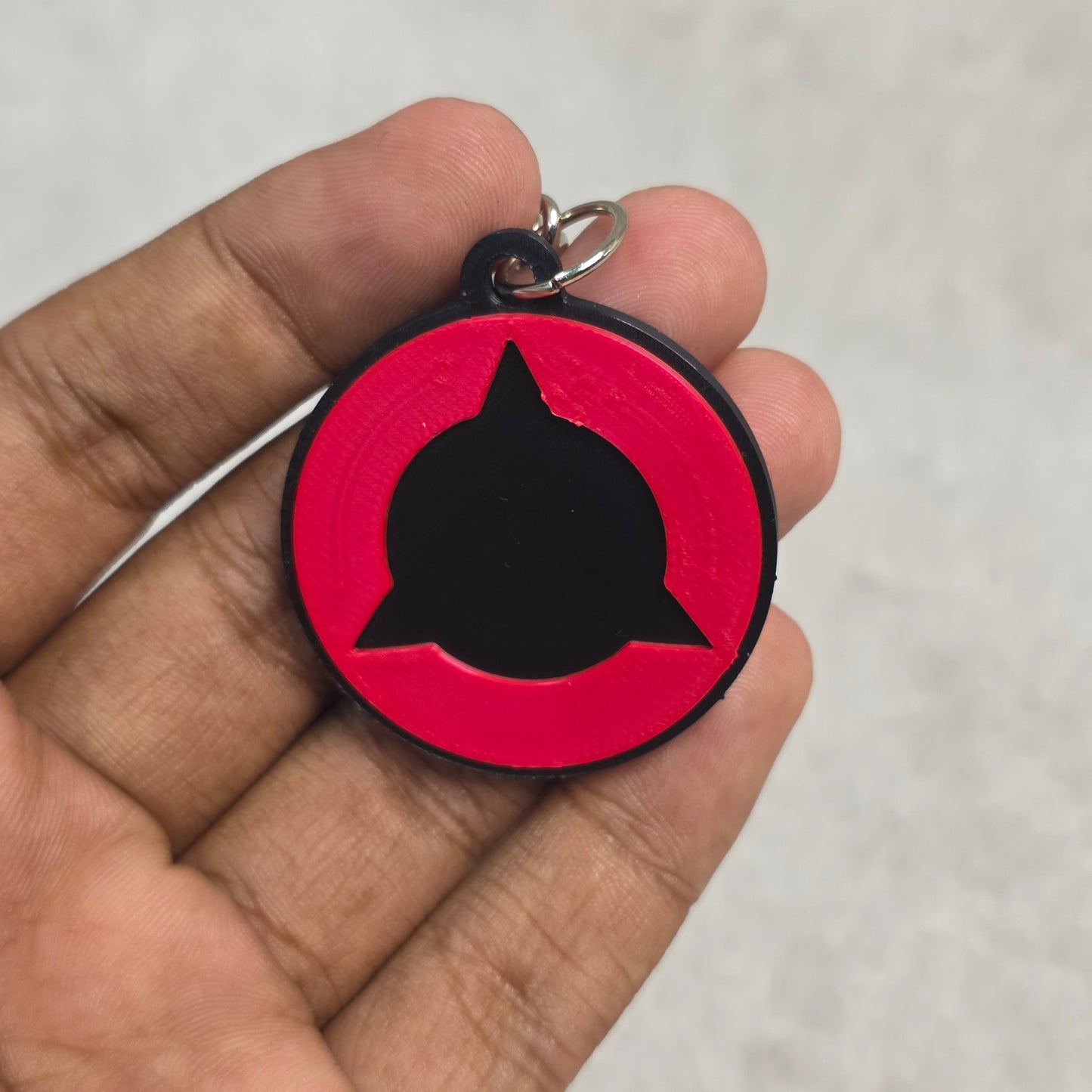 Shin Uchiha Mangekyou Sharingan Keychain | Two Tone Naruto Keyring