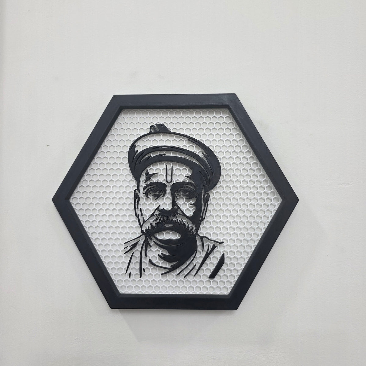 Lokmanya Tilak Threaded Net Frame | Hexagonal Bal Gangadhar Tilak Wall Art