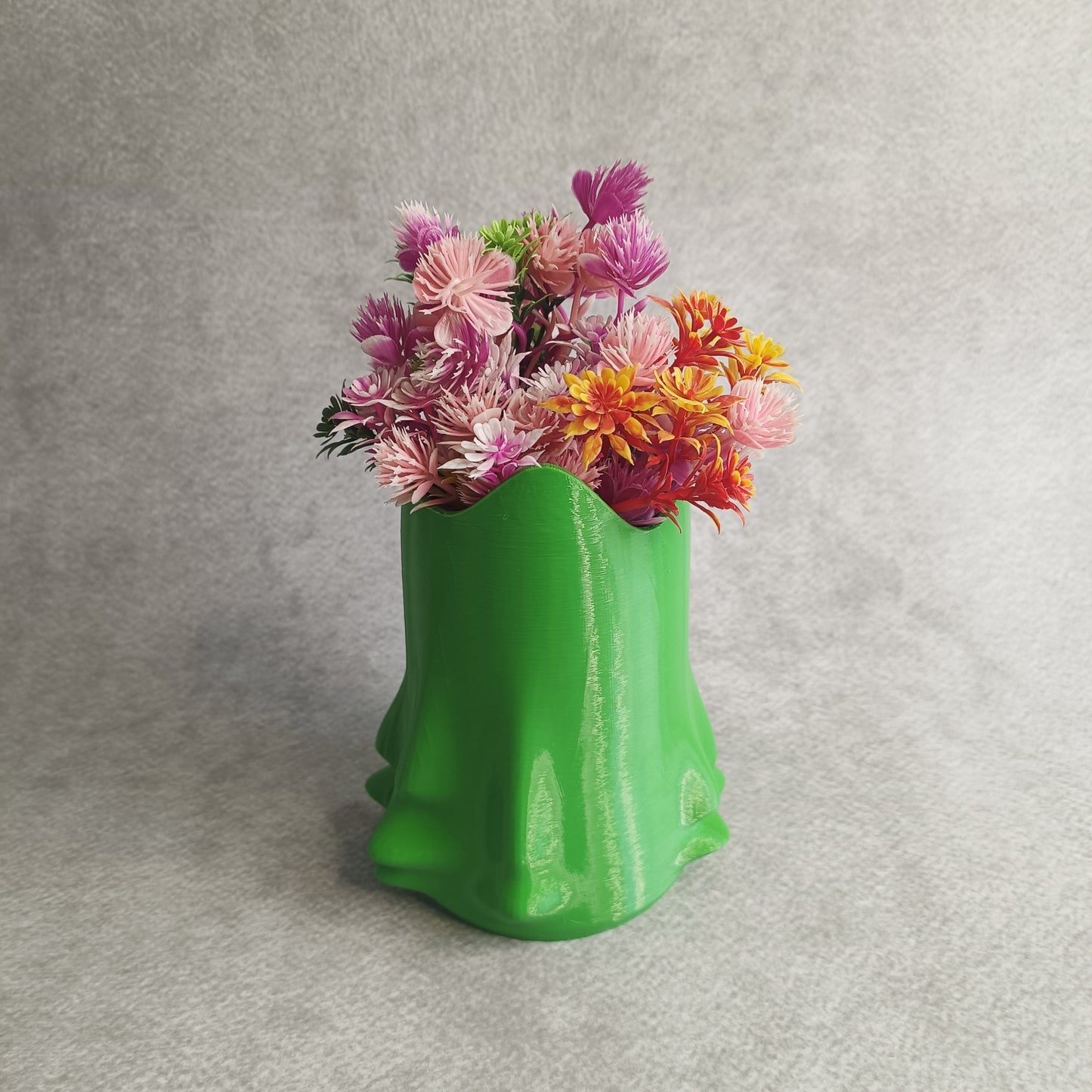 Melting Candle Flower Vase – Drippy Wax Texture Decorative Planter for Home & Office