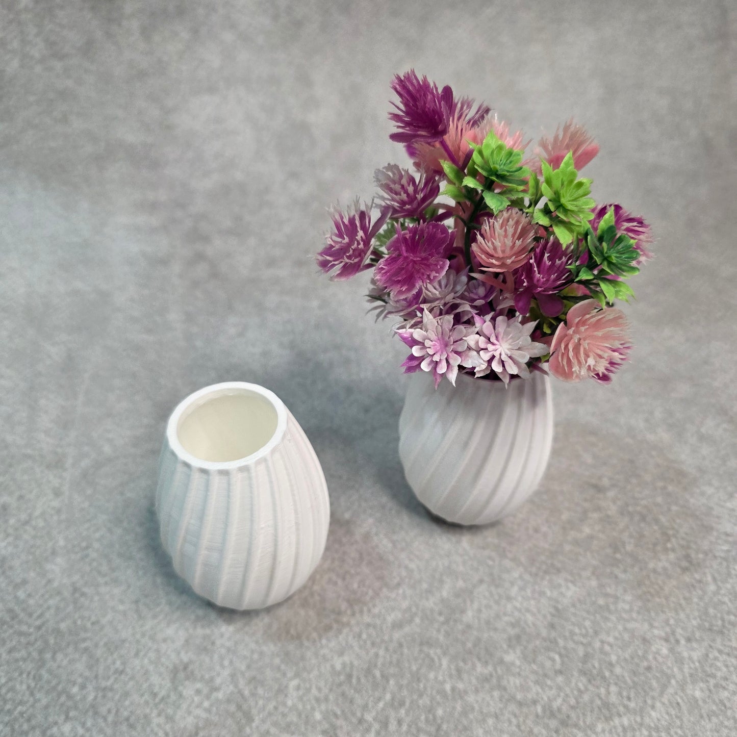 Tiny Egg Shaped Flower Vase | Small Grooved Vase for Desk and Shelf