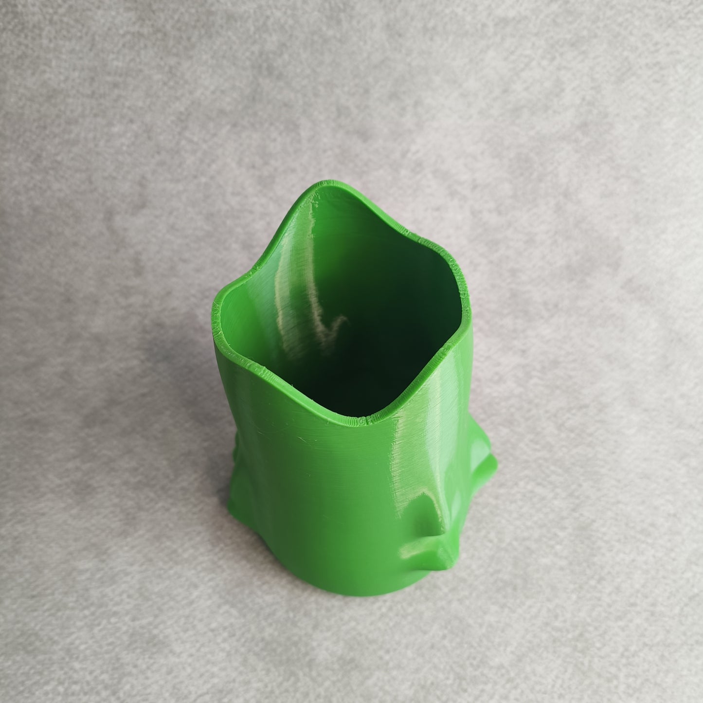 Melting Candle Flower Vase – Drippy Wax Texture Decorative Planter for Home & Office