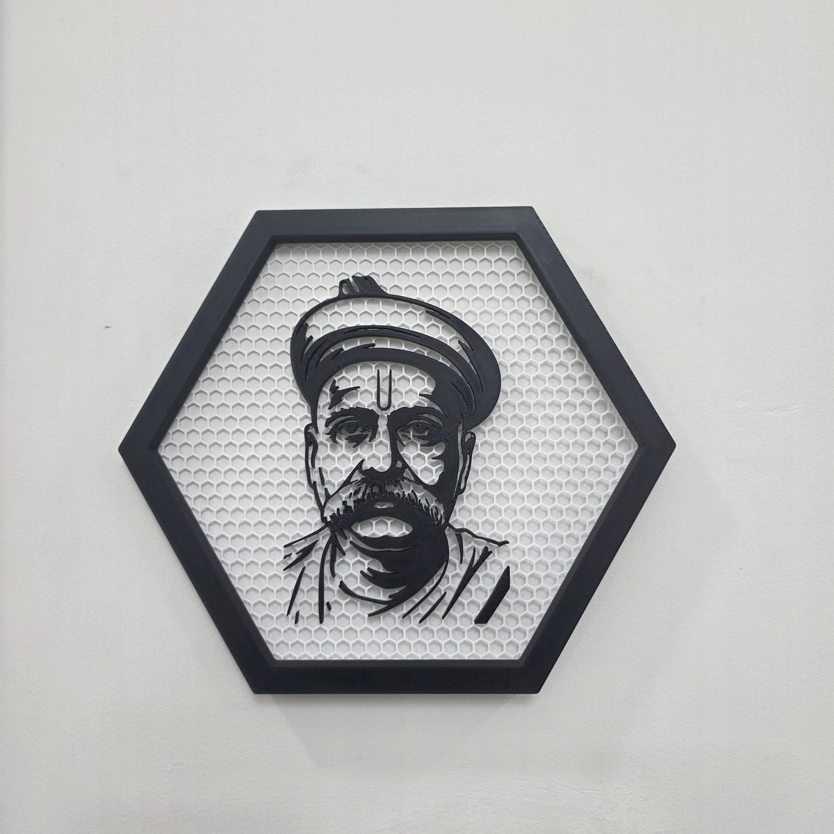 Lokmanya Tilak Threaded Net Frame | Hexagonal Bal Gangadhar Tilak Wall Art