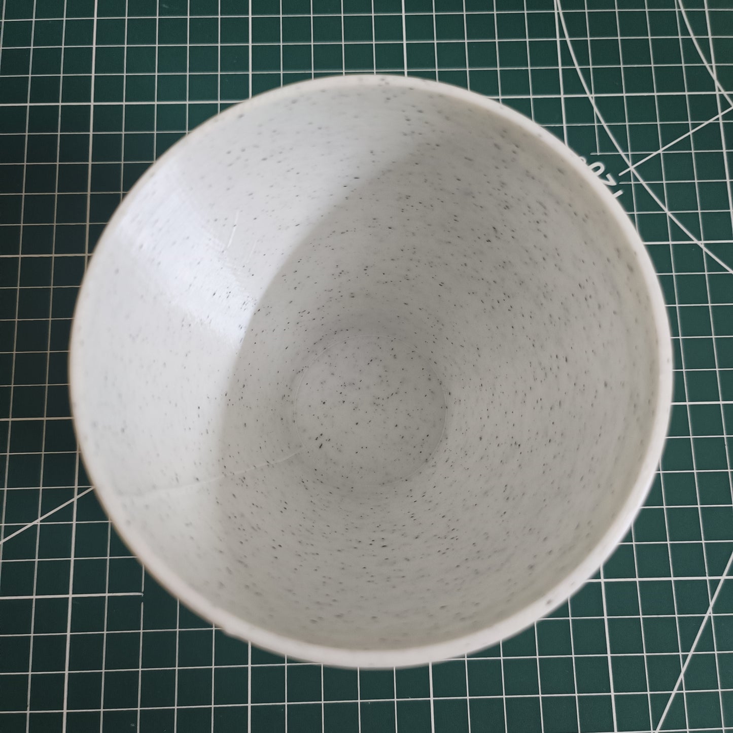 Elegant Double-Rim Tapered Flower Pot – Smooth Minimal Design for Modern Spaces