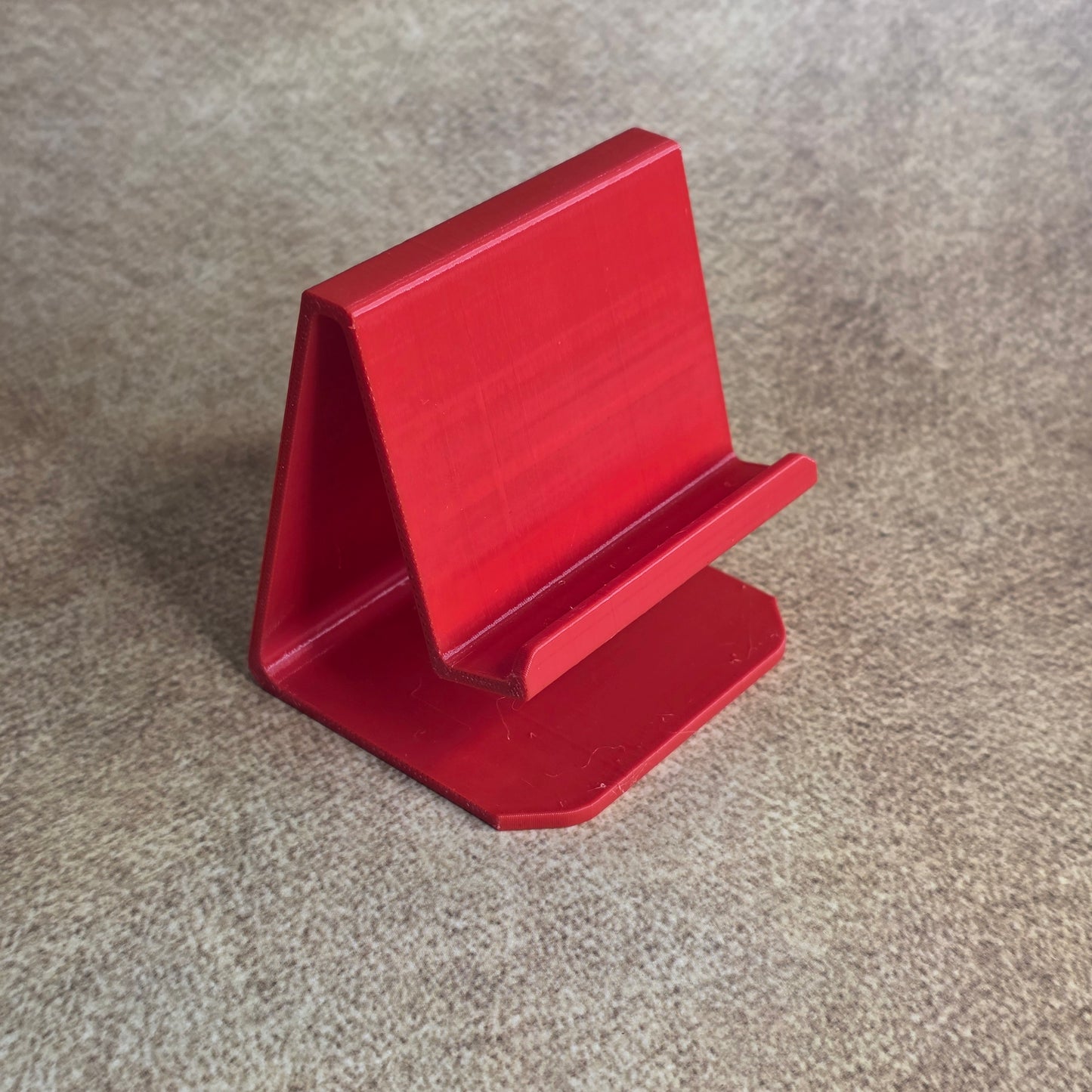 Minimalist Phone Holder for Desk & Office – Strong, Stable & Universal Fit
