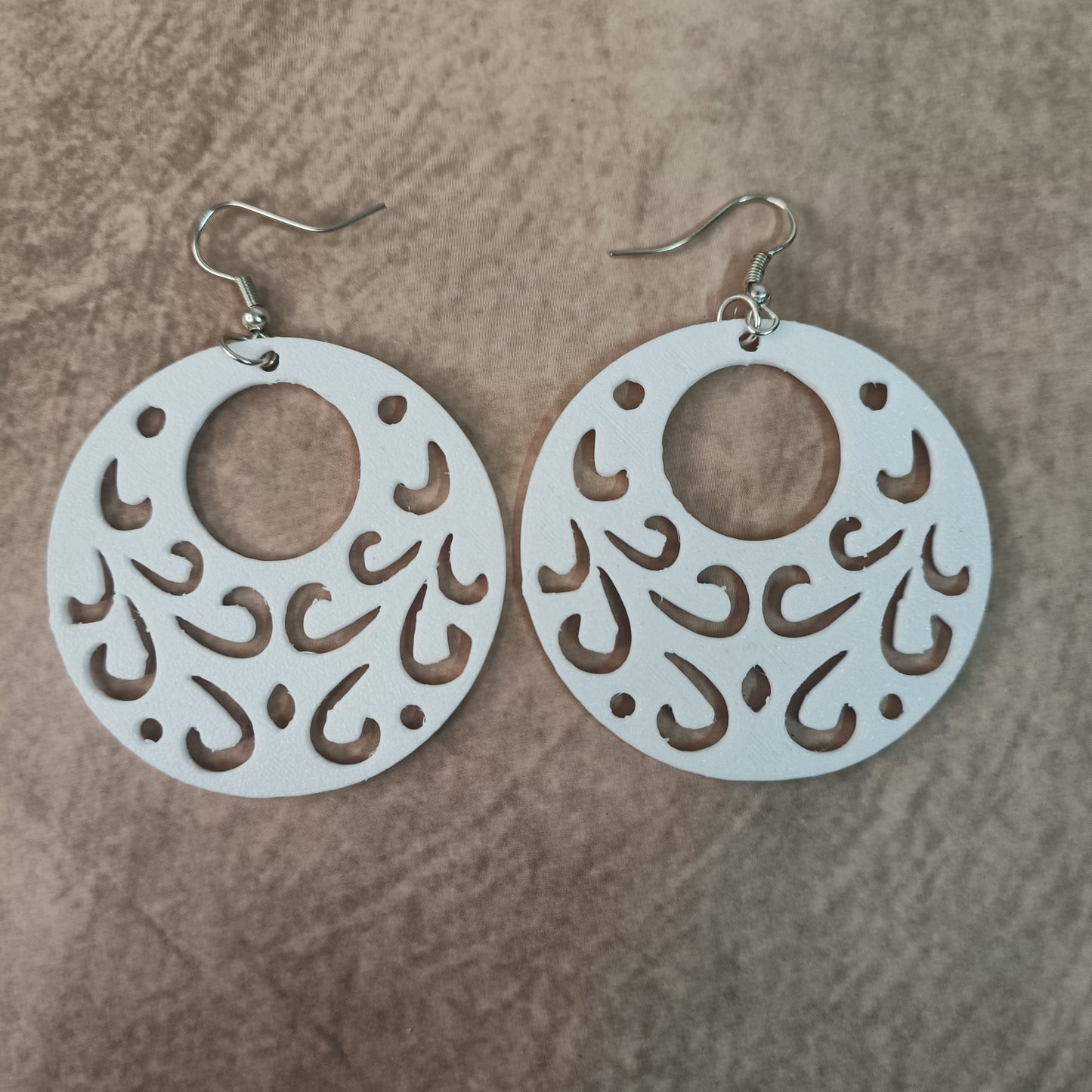 Elegant Round Earrings – Perfect Gift & Daily Wear Accessory