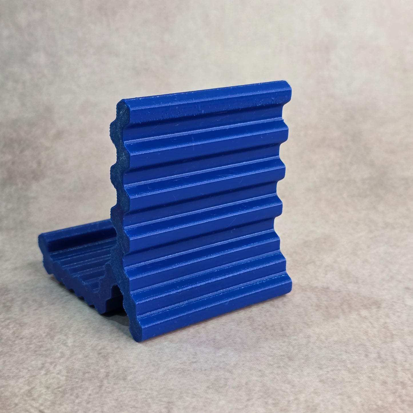 Hexagonal Wave Phone Stand | Desk Holder for Mobile