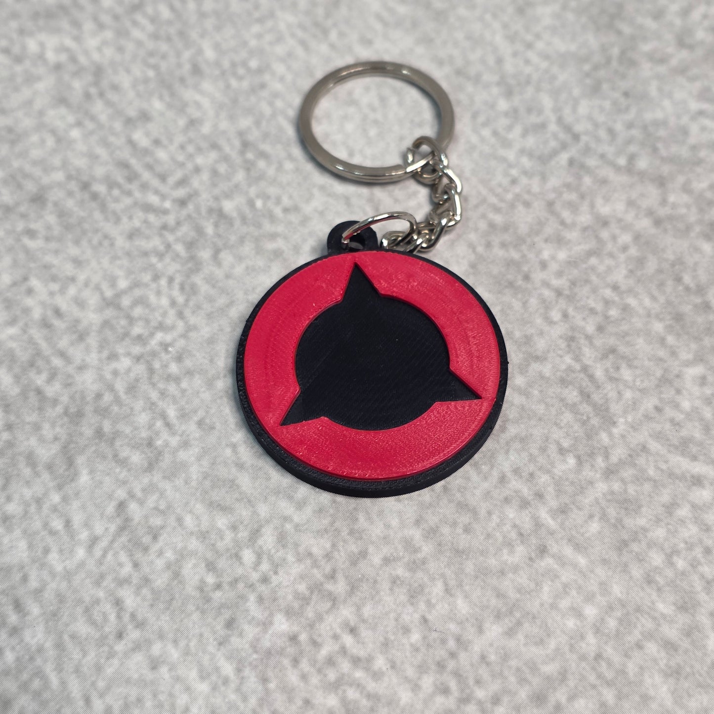 Shin Uchiha Mangekyou Sharingan Keychain | Two Tone Naruto Keyring